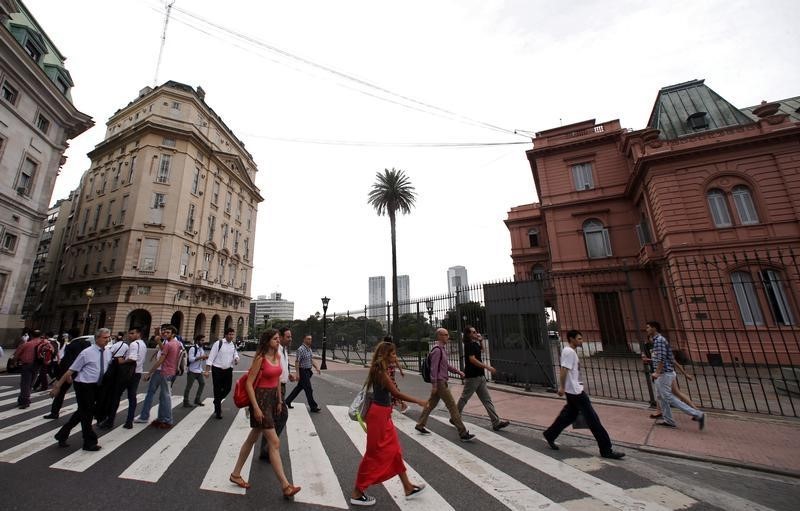 Argentina tax revenue rises 29.8 percent in June