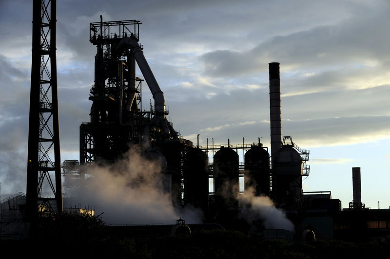 &copy; Reuters.  Thyssen-Tata merger puts fate of UK's top steel plant at risk amid dismal earnings