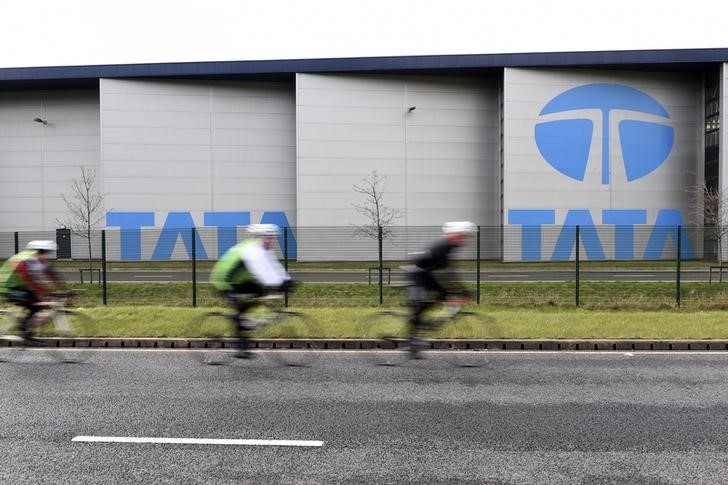 &copy; Reuters.  Tata Steel en ThyssenKrupp rond met staalfusie