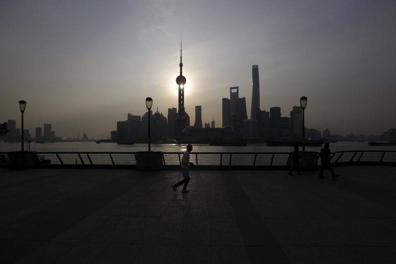 Cina: crescita del credito rallenta ad aprile per i lockdown