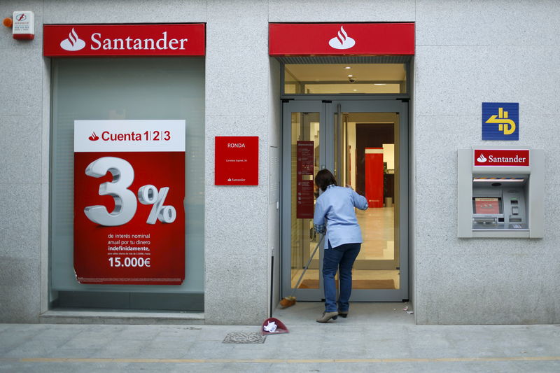 &copy; Reuters.  Santander lança conta global e aposta em presença no exterior para 'tirar atraso' no segmento