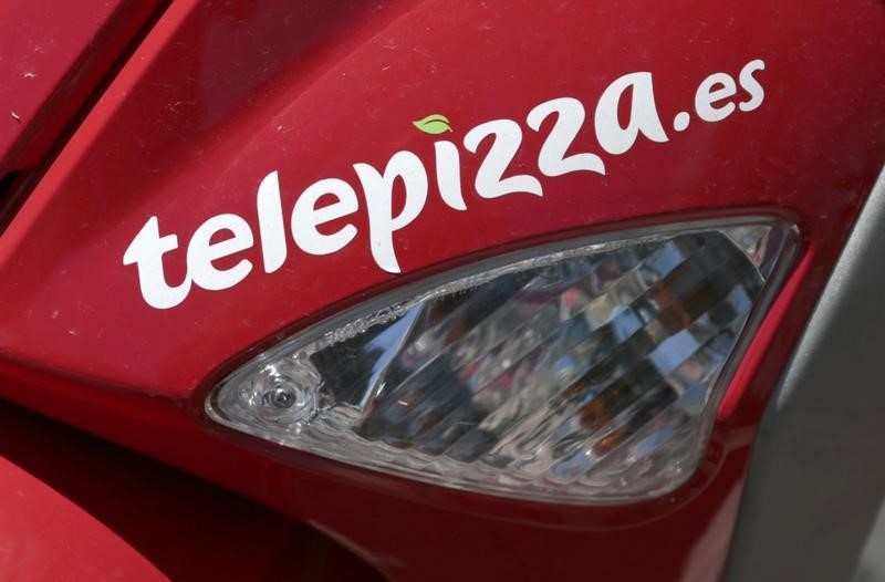 &copy; Reuters.  Telepizza abre en Teherán su primer local en Irán