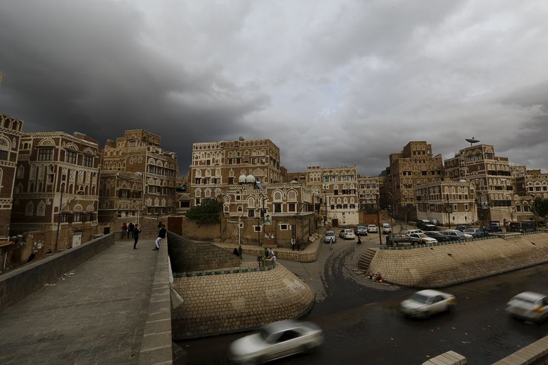 &copy; Reuters.  Oman says Australian missing in Yemen located with help of tribesmen