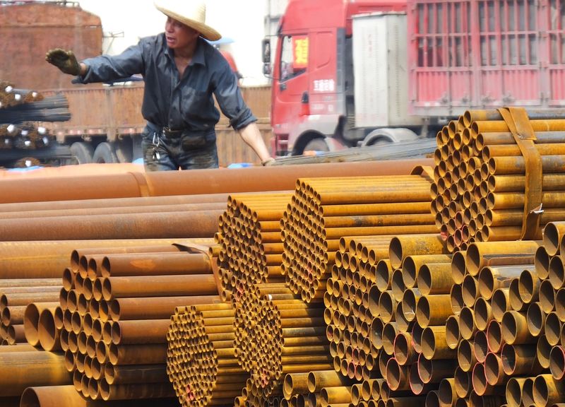 &copy; Reuters.  Futuros do minério voltam a cair com protecionismo americano em pauta