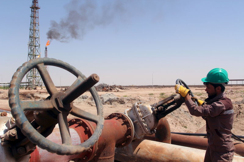 Irak Haziran'da üretim kesintilerini artırma konusunda petrol şirketleriyle anlaştı-Kaynaklar