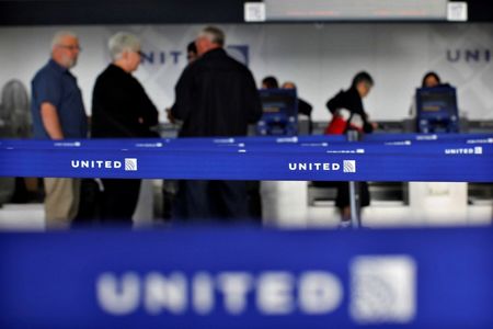U.S. seeks $1.1 million United Airlines fine over Boeing 777 preflight checks