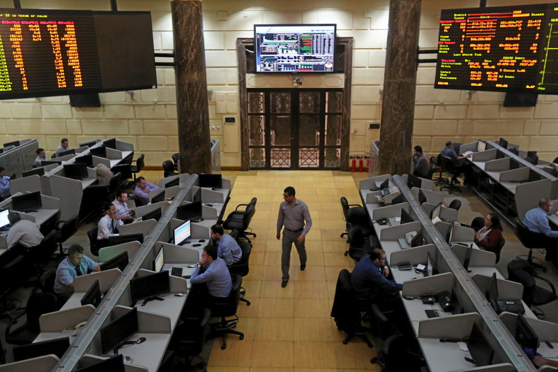 طروحات مرتقبة لـ 15 شركة تنعش البورصة المصرية في 2022