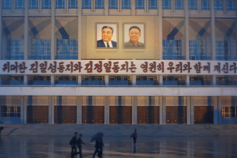 &copy; Reuters.  Good morning, North Korea! Defector preaches dangers of cult worship