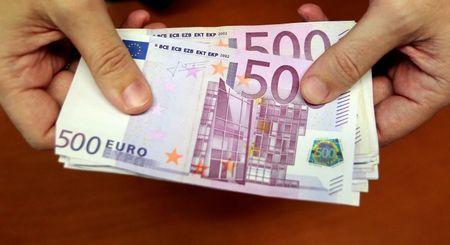 Euro Racks up Gains Against Dollar as ECB Liffoff Expectations Gather Pace