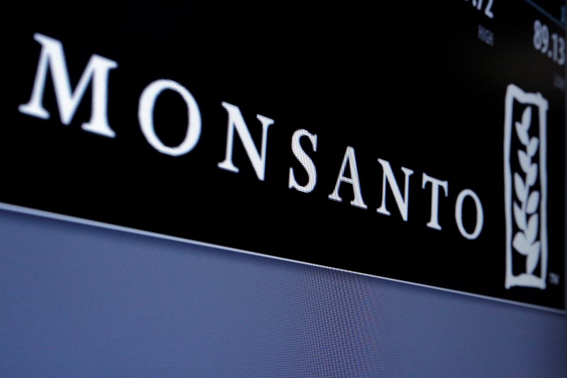 © Reuters. A Monsanto logo is pictured in the company headquarters in Morges