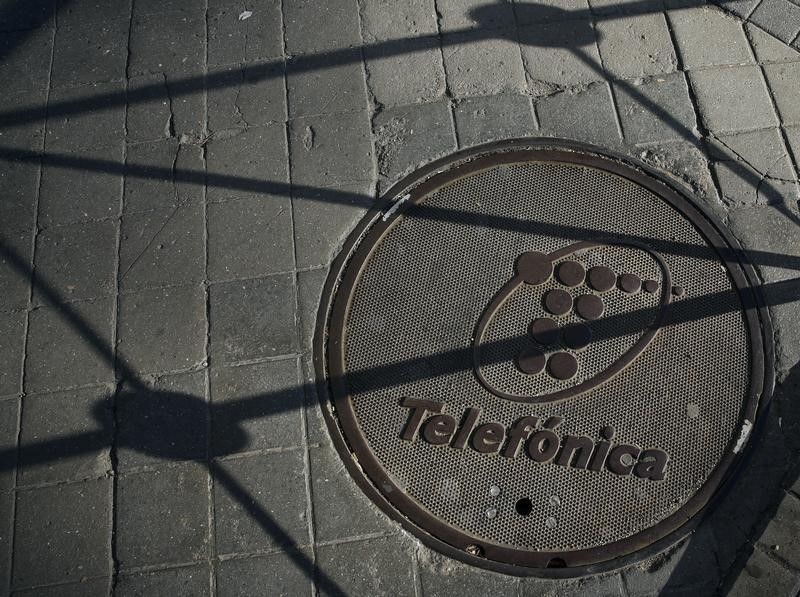 &copy; Reuters.  Telefónica reduz prejuízo em 64% no 3º trimestre, a 160 milhões de euros