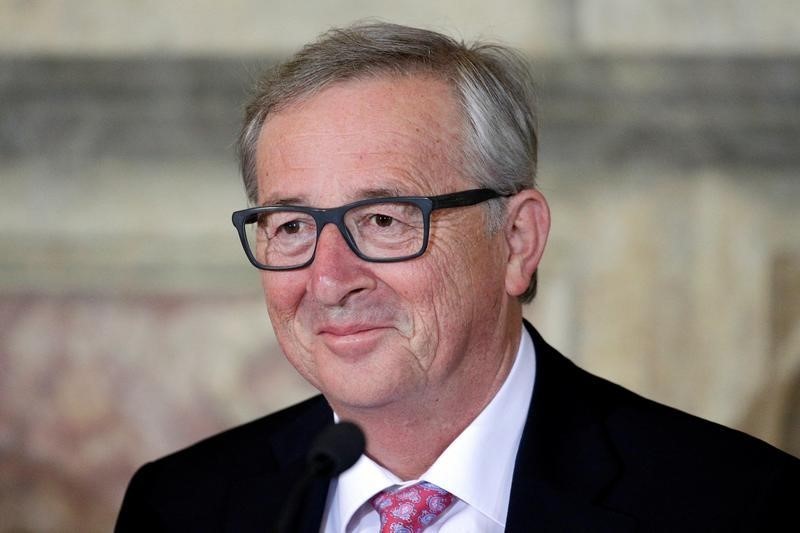 &copy; Reuters.  Juncker, da UE, diz ver progresso nas negociações com a Itália sobre orçamento