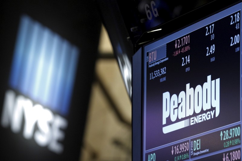 &copy; Reuters.  UPDATE 1-Bankrupt coal miner Peabody's lenders approve business plan