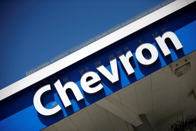 EUA emitem licença ampliada para permitir que Chevron importe petróleo venezuelano