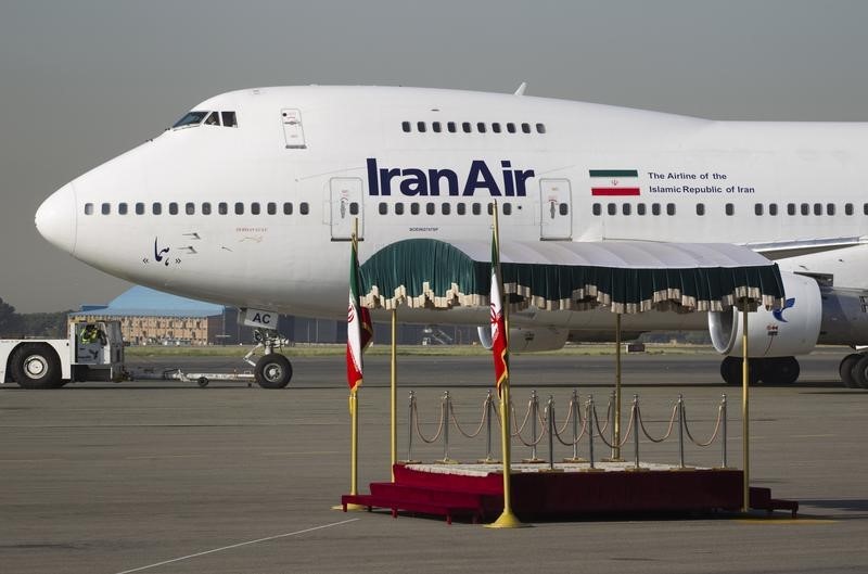 &copy; Reuters.  Iran Air encarga 80 aviones a Boeing por unos 16.600 millones de dólares
