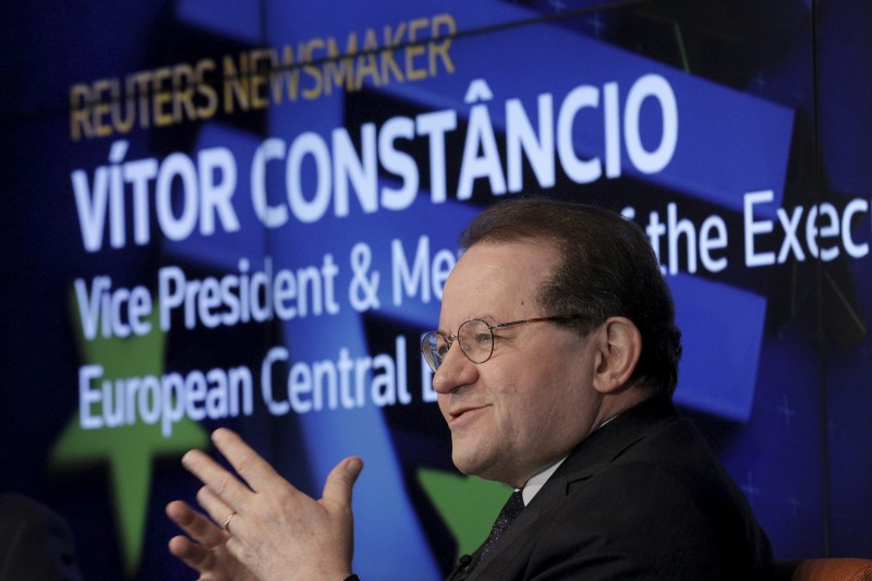 &copy; Reuters.  Constancio: la unión monetaria europea afronta aún amenazas existenciales