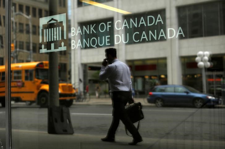 &copy; Reuters.  Bank of Canada hikes rates to 0.75%, first to follow Fed footsteps