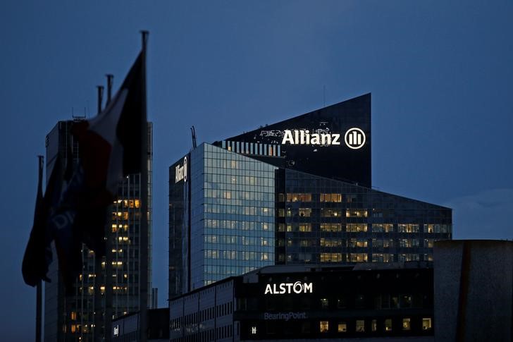&copy; Reuters.  Allianz-Aktie in 10 Jahren: Starke Kursperformance, stärkere Dividende