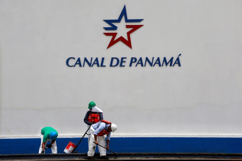الاضطرابات التجارية بين واشنطن وبكين تصرب إيرادات قناة بنما