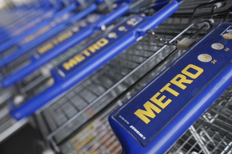 ROUNDUP: Metro bleibt hinter Erwartungen zurück - Aktie fällt