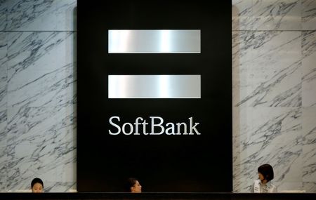 Softbank FY loss narrows as tech, AI hype provide limited boost