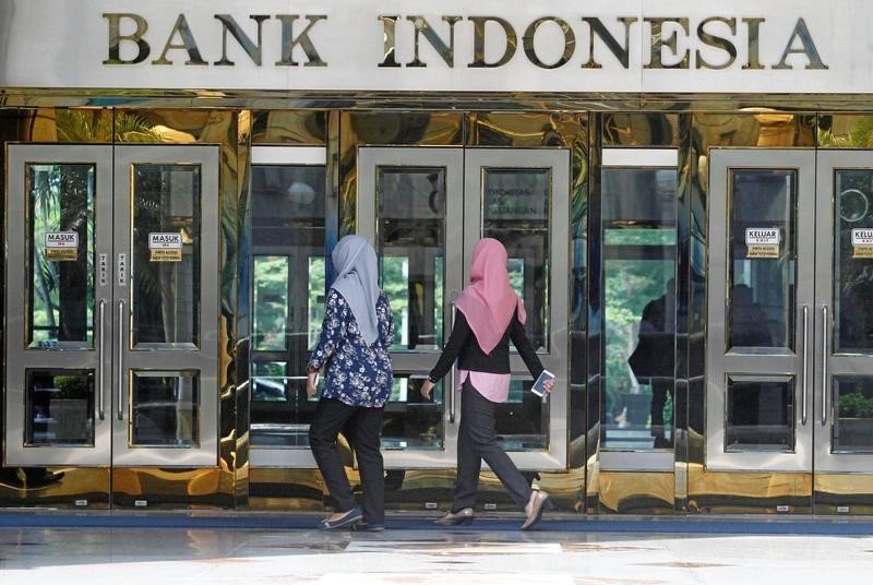Indonesia, Malaysia widen their banks' access to each other's market