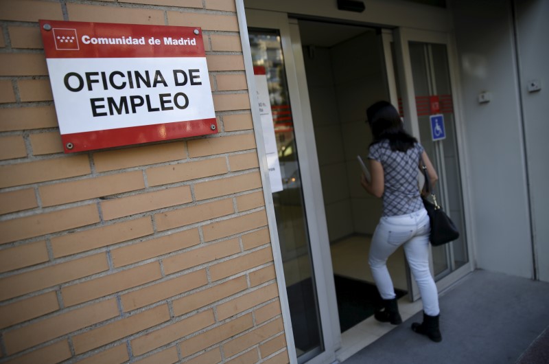 &copy; Reuters.  El JOBarcelona espera reunir en marzo a 20.000 jóvenes en búsqueda de empleo