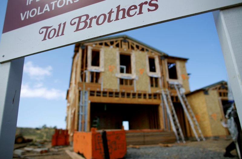 Toll Brothers posts strong Q4 but rising rates have home contracts down 60%