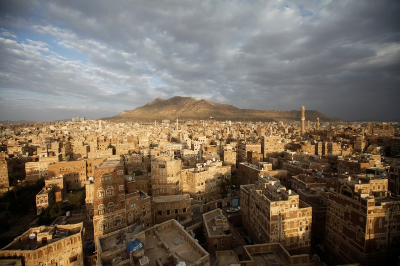 &copy; Reuters.  Partes rivais do Iêmen dizem que cessar-fogo em cidade portuária começa na terça-feira