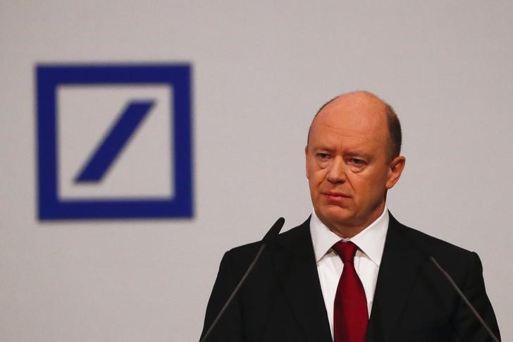 &copy; Reuters.  El presidente del Deutsche Bank defiende la consolidación bancaria en Europa