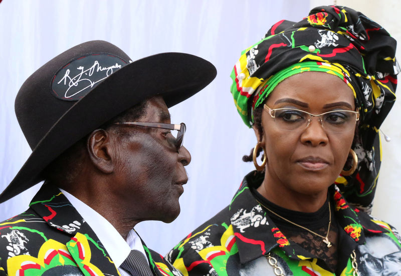 &copy; Reuters.  Grace Mugabe, do Zimbabwe, se ausenta de reunião regional após suposta agressão