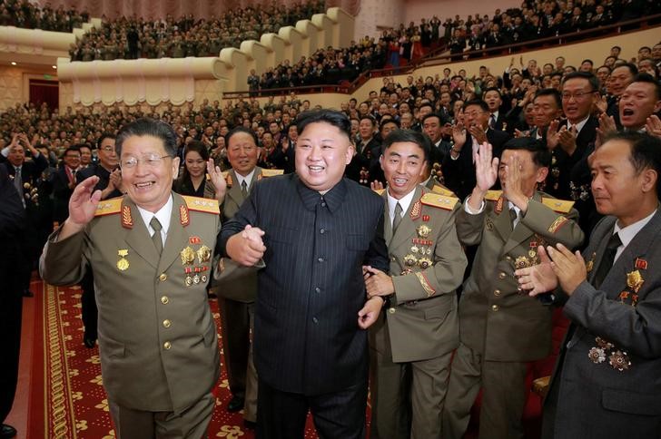 &copy; Reuters.  Coreia do Norte reduz tensão com Coreia do Sul após visita de delegação