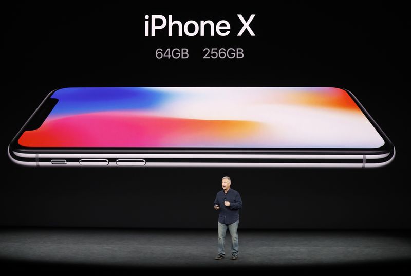 Apple добавит спутниковые функции в iPhone на случай ЧС