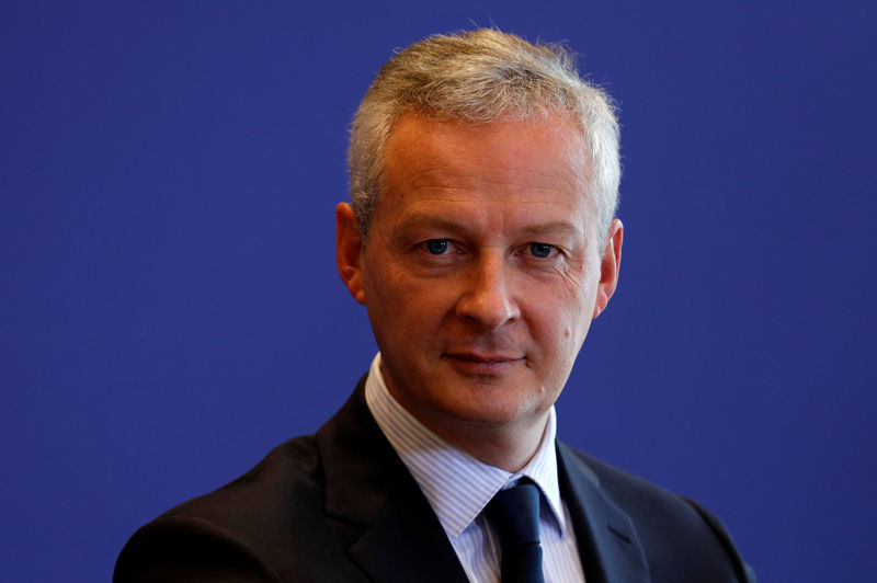 &copy; Reuters.  Fca-Renault, Le Maire: Francia deve proteggere suoi interessi e posti lavoro