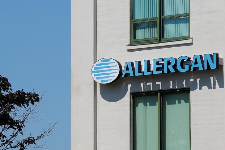 &copy; Reuters.  Ирландская фармкомпания Allergan рассматривает возможность покупки Shire