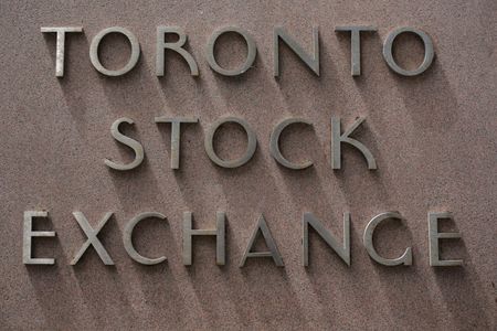 TSX Closes Down 0.46%; Heavy Losses in Healthcare, Tech; Crude Prices Weigh