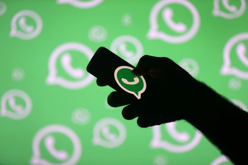 Bancos adotam o WhatsApp para atrair clientes avessos a aplicativos