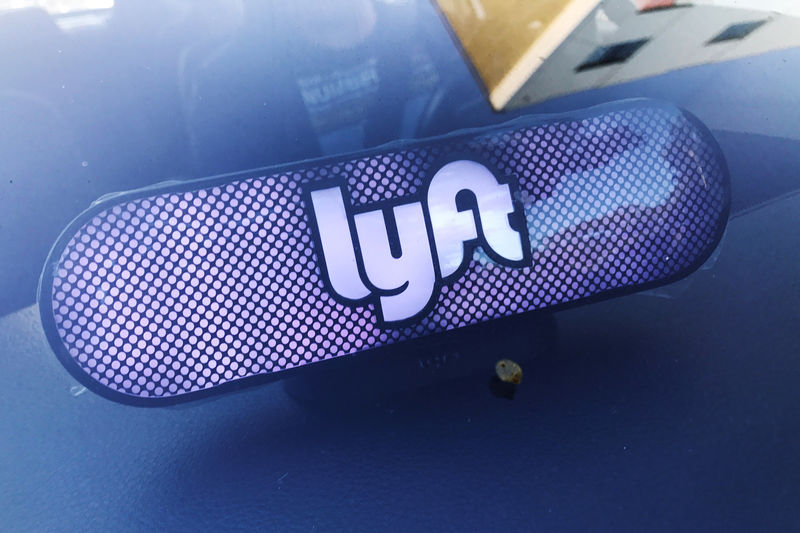Lyft Falls as Q4 Rider Numbers Fall, Casting Doubt Over Growth Outlook