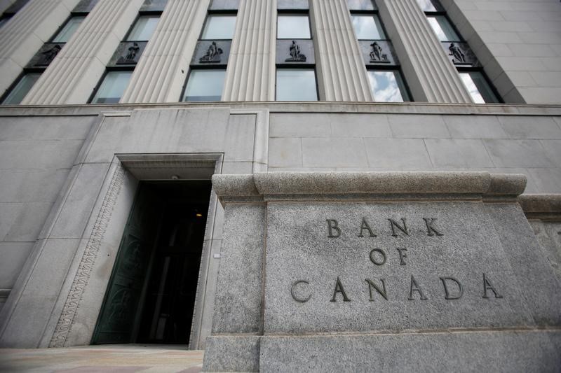 &copy; Reuters.  Bank of Canada Set to Hold Amid Oil Crisis: Decision-Day Guide