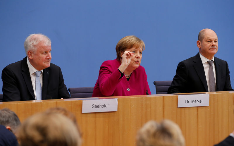 &copy; Reuters.  POLITIK-BLICK-Merkel kündigt Reform zur Stärkung des Ehrenamtes an