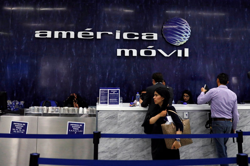&copy; Reuters.  América Móvil reverte prejuízo de 1 ano atrás e lucra 1,8 bi de pesos mexicanos