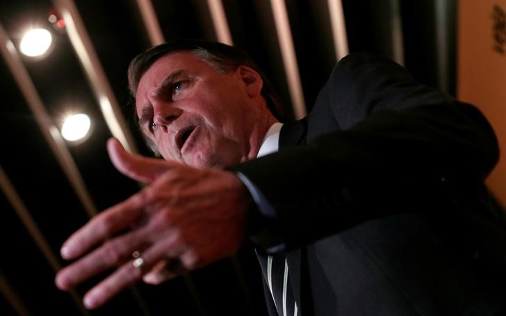 &copy; Reuters.  Bolsonaro chama de 'exagero' e 'rebuliço' reação do mercado a troca na Petrobras