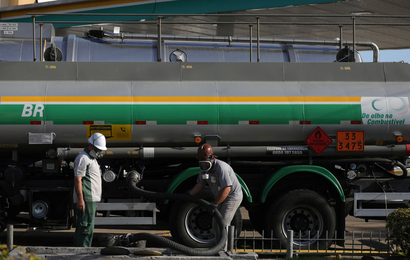 &copy; Reuters.  BR Distribuidora ajuda a treinar PRF no combate à fraude de combustíveis