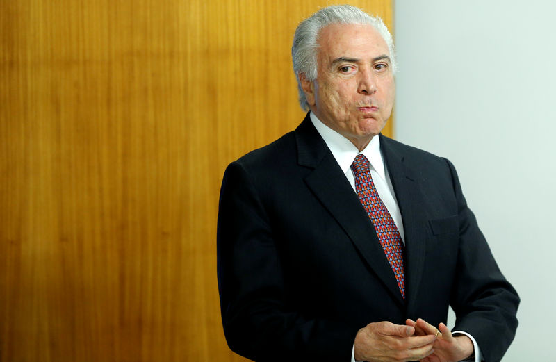 &copy; Reuters.  Acusação de 'golpismo' feita por Lula levaram Temer a ficar neutro no 2° turno