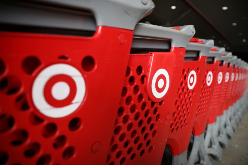Midday movers: Target, Lowe's, Advance Auto Parts and more