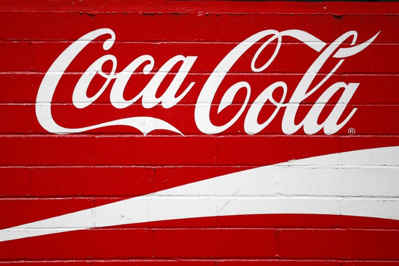 &copy; Reuters.  Coca-Cola winst volgens verwachting, omzet hoger dan voorspeld