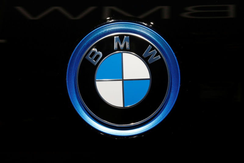 BMW peilt 2023 wieder leichtes Wachstum an - Elektroabsatz soll rasant zulegen