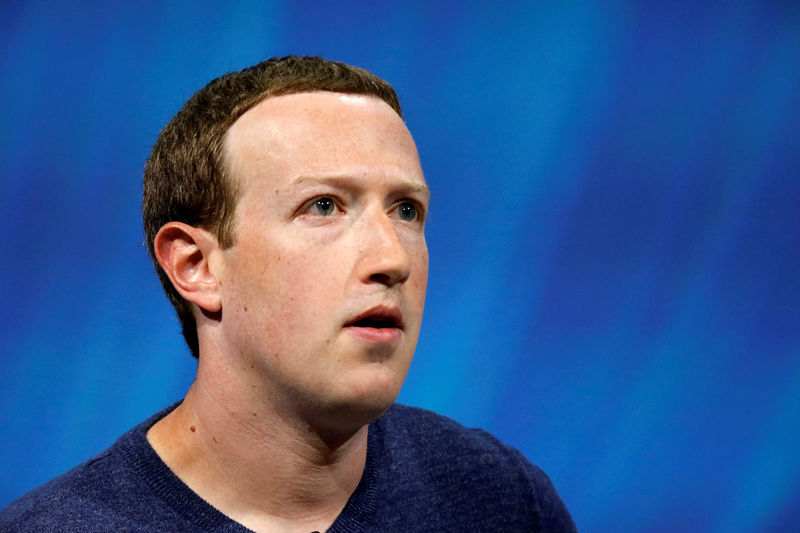 Zuckerberg sprzedaje akcje, notowania Mety w dół