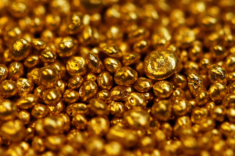 &copy; Reuters.  Goldfutures steigen während der Europäischen Session