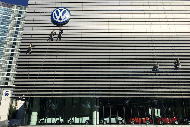 Insider - Investoren Triton und EQT buhlen um VW-Tochter Renk